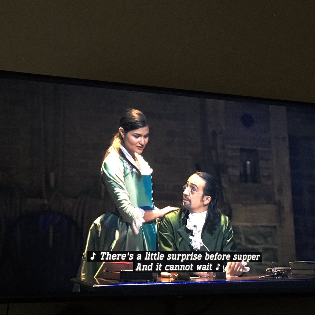 careersearching's tweet photo. #hamilton #thankyou #oneofmyfavbroadwayshows #lotteryticketwinnerlovedtheshowonbroadwaythankyou @Lin_Manuel #🇵🇷🇵🇷 #watchinglive #disney #❤️ https://t.co/vA5Mc82Ybt
