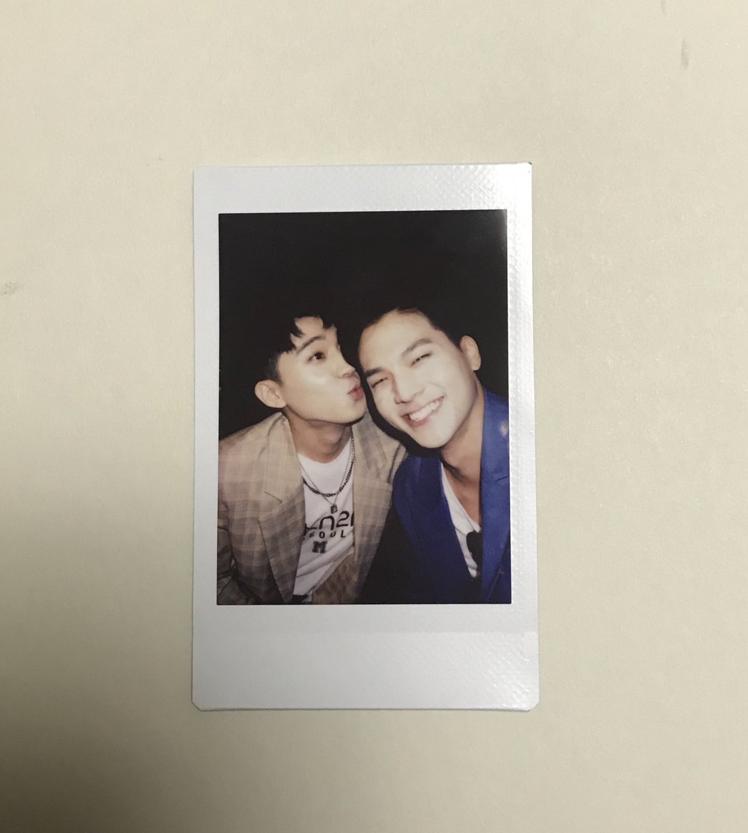  #Hourly_TEENTOP esta es una de mís favoritas   #TEEN10P  @TeenTop6Angels