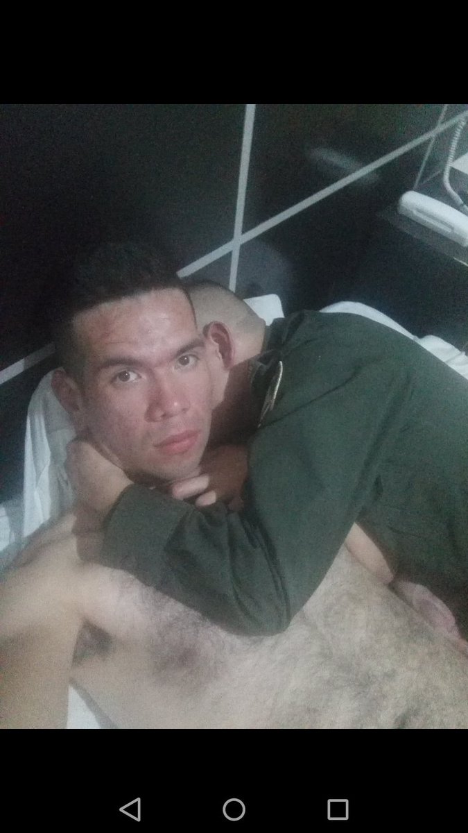 FEjercol's tweet photo. Que delicia cm la paso con mi intendente uffff q culo tan rikooo lastima q no hubo video teniamos un arrechera ni la mas hpta https://t.co/SADr0xQLdi