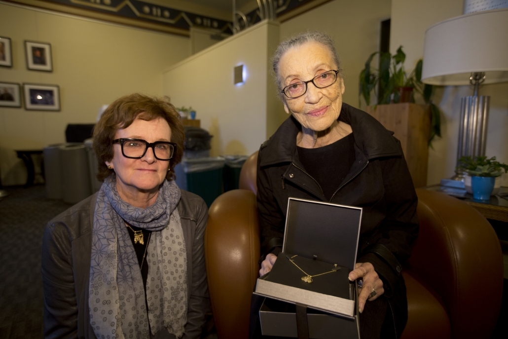 MVFilmFest's tweet photo. Be sure to check out #NoTimeToWaste screening on @nbcbayarea July 4 at 7pm! We had the pleasure of honoring Betty Reid Soskin, Park Ranger & #RosieTheRiveter Museum Historian as #MindTheGap Trailblazer of the Year at the #SmithRafael & #MVFF42 💪
https://t.co/DyIzmryxGJ https://t.co/EyNrc4EbeM