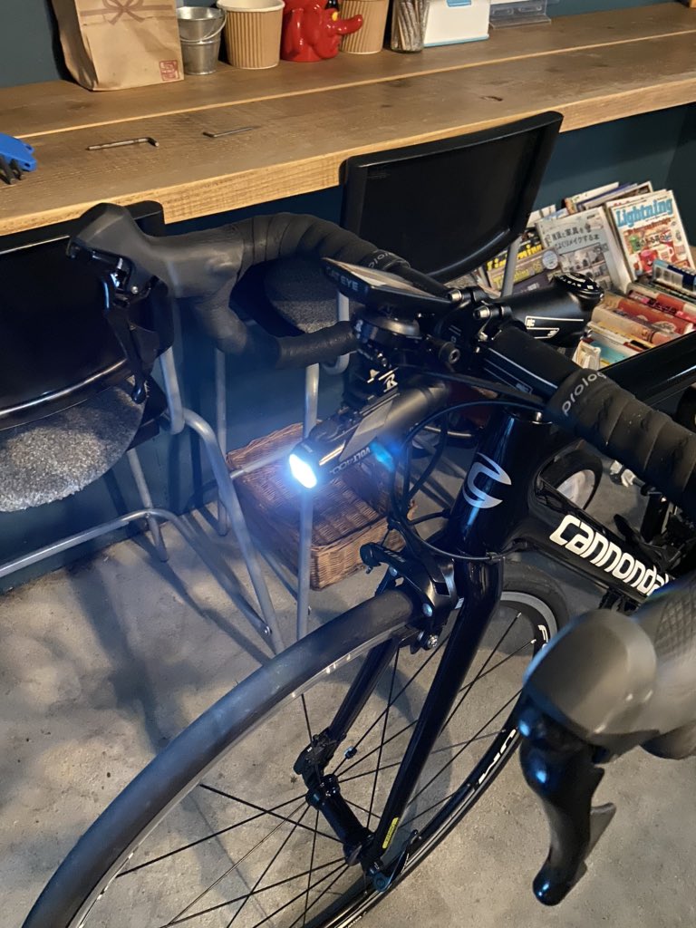 10good_sk8er's tweet photo. 装着！スッキリいい感じ😁

#レックマウント
#RECMOUNT
#RECMOUNTPLUS
#キャノンデール
#cannondale
#ロードバイク https://t.co/WlTdEzmzge