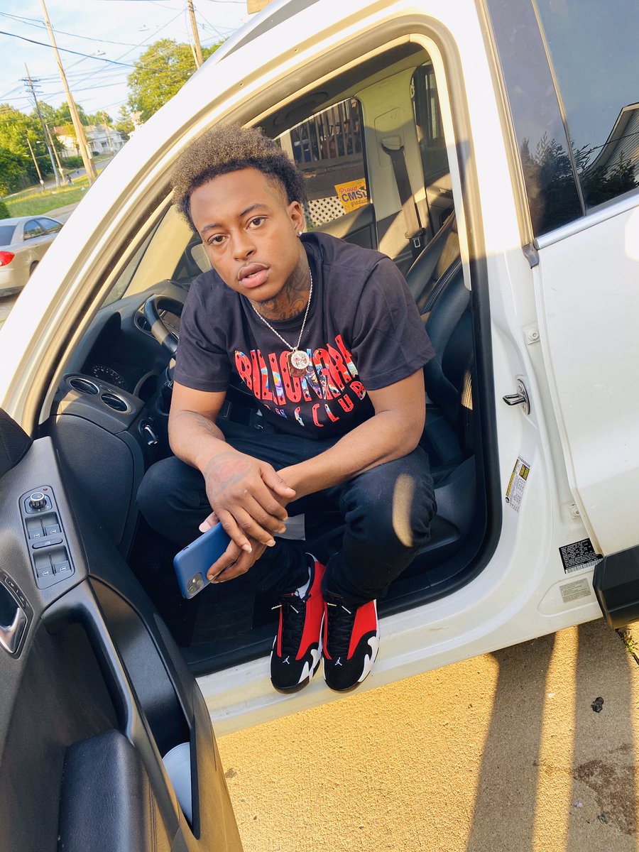 LongLiveNadia_'s tweet photo. If I Ever Go To Sleep Hatin On A Nigga..Den Dont Let Me WakeUp‼️#HomicideJunkie #FreeBootup #FreePri #StoryOfMyLife #3Lz #Gg4L https://t.co/T8JCoPW9SB