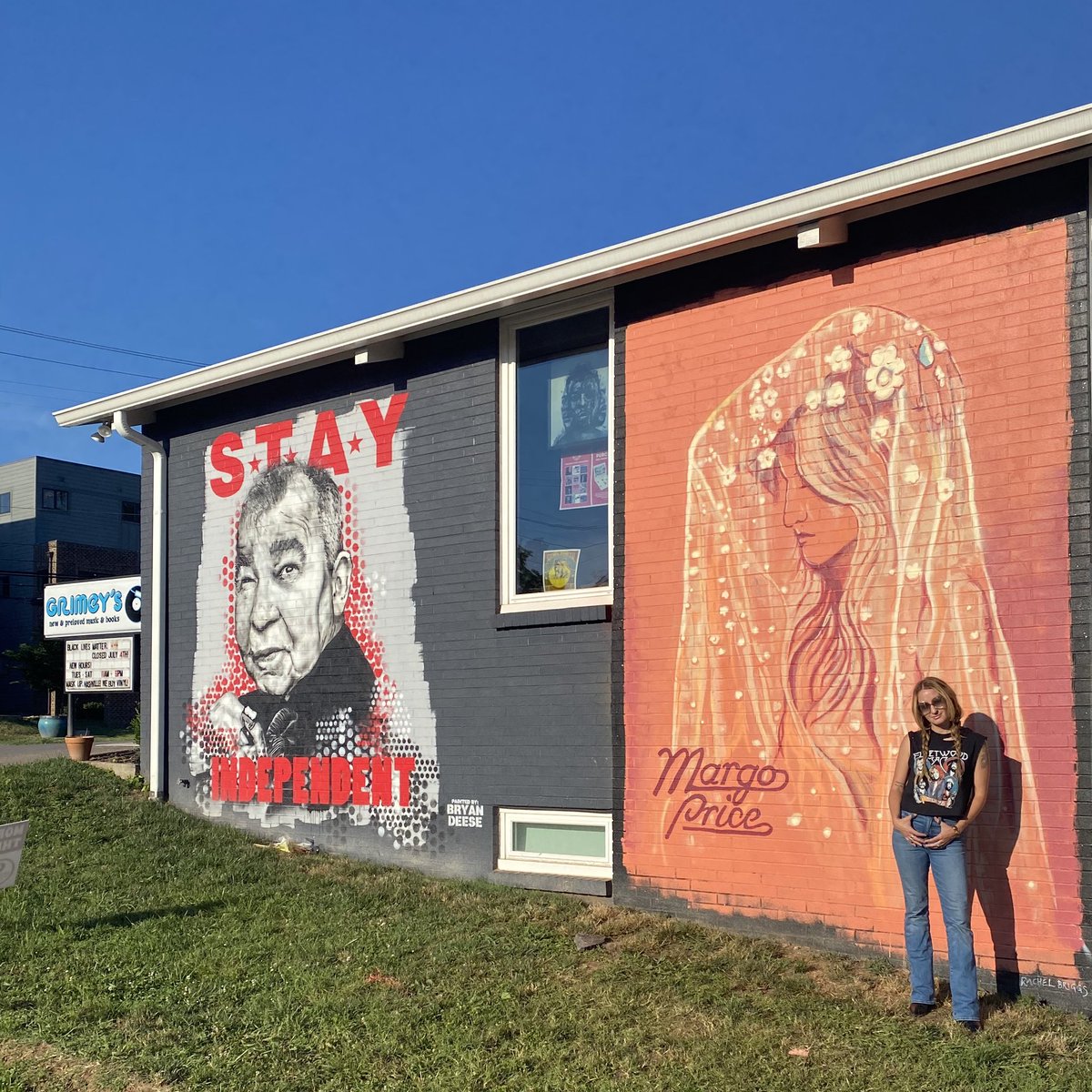 stopped by <a href="/Grimeys/">Grimey's Nashville</a> today to sign some records and the talented <a href="/wiresandfires/">Rachel Briggs</a> painted this mural outside next to my dear friend <a href="/JohnPrineMusic/">John Prine</a> 💕 if you haven’t pre-ordered already, get a signed copy here:  grimeys.com/preorders/marg… #supportyourlocalrecordstore