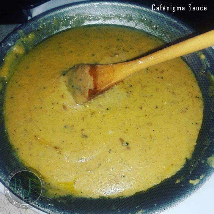 fist_burning's tweet photo. Featuring #Cafénigma's signature sauce everything tastes better w/ a good sauce. Message @Chef_dread_ on instagram to place an order if you're in the Metro Atlanta area #chef #cheflife #entrepreneurship #foodie #foodporn #Atlanta #georgia #BurningFist #BurningFistPromotor #BFP https://t.co/9dDYiu9hnL