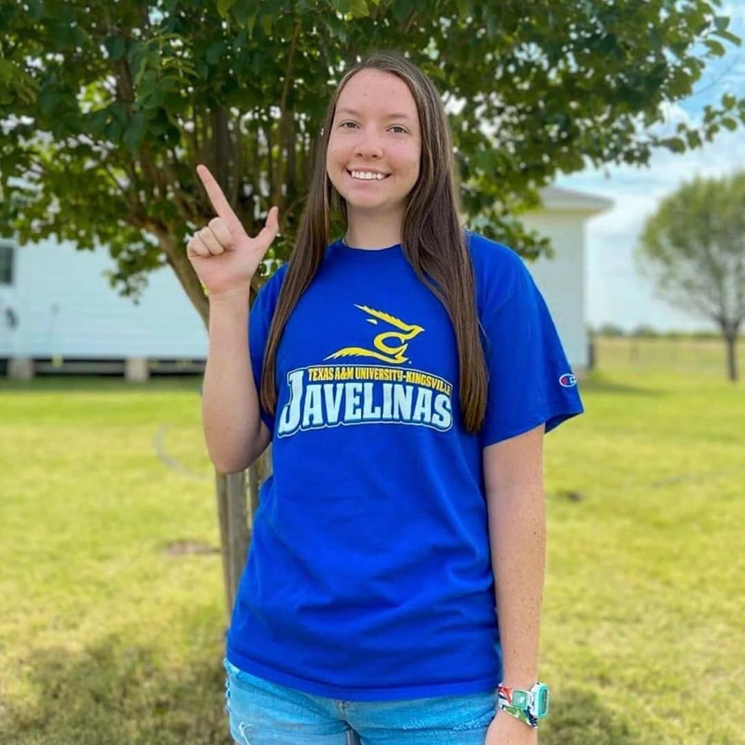 sanantoniomagi1's tweet photo. We're so proud of Madi Wallace! Headed to Texas A&amp;M Kingsville in 2021 for Indoor and Sand!

Look for Madi on our 18's Elite this season!

#SAMagicGoesToCollege #MagicIsHappening #MagicIsInOurDNA #ChampionshipTradition #HistoryWillRepeatItself  #SAMagicInAction https://t.co/jSNDxzRece