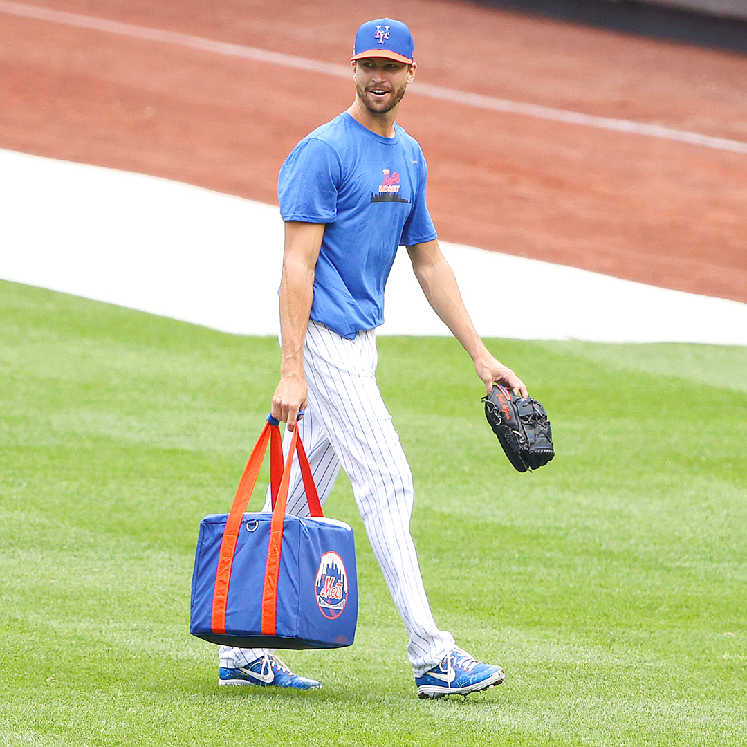 MLB's tweet photo. 🎵 Welcome back,
welcome back,
welcome back. 🎵 https://t.co/GKlXPP9Kbu