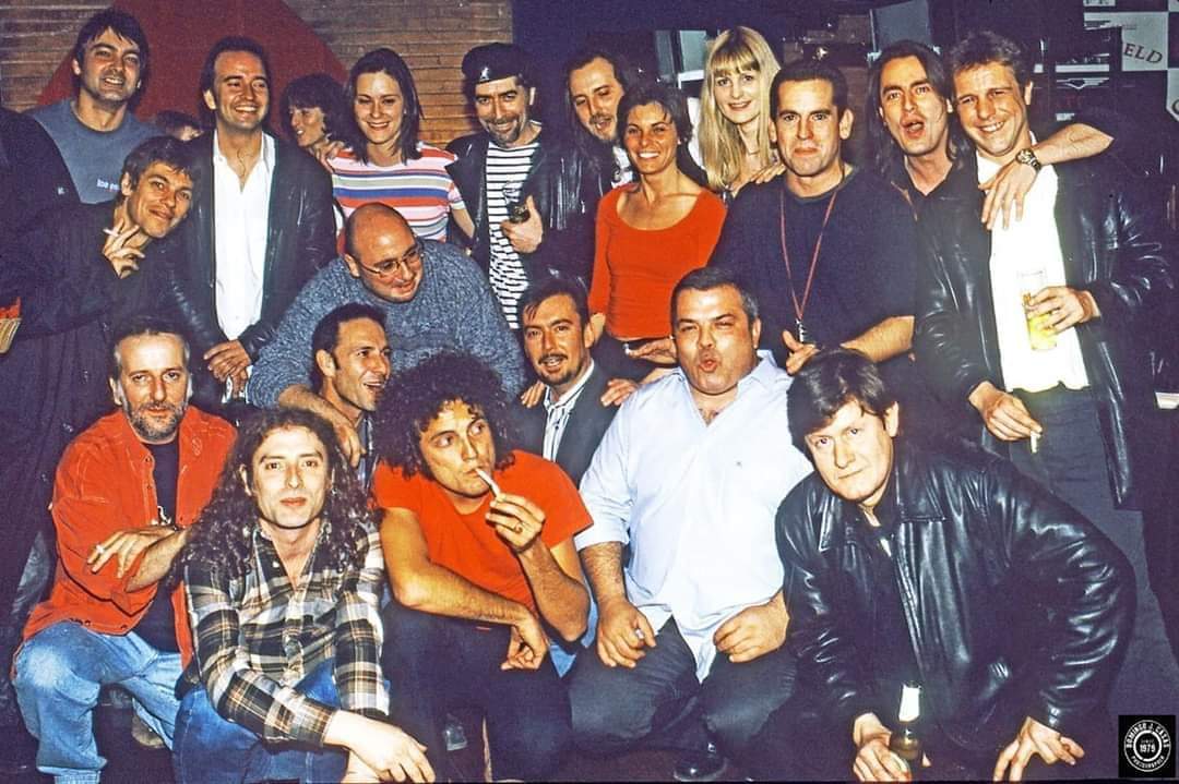 ESQUIMALHG's tweet photo. GRANDES MOMENTOS DE MUSICA https://t.co/KglwnCj3az
