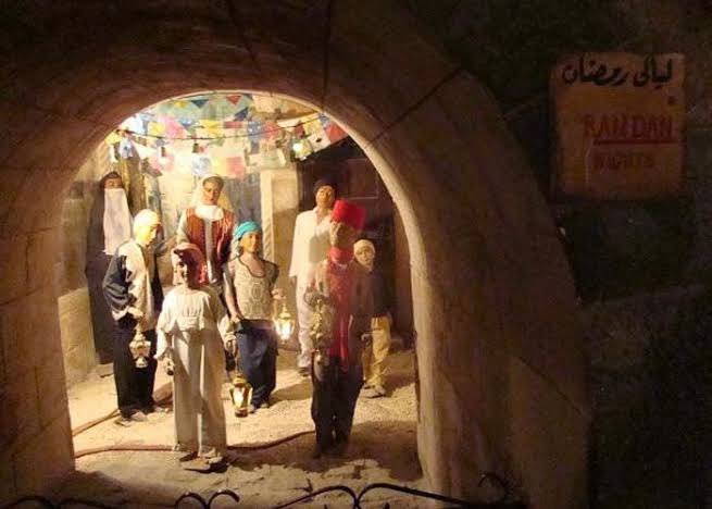 متحف الشمع في حلوان يقع في مدينة حلوان بالقاهرة،تم تأسيسه عام 1934،ويضم المتحف العديد من الأعمال وكذ...