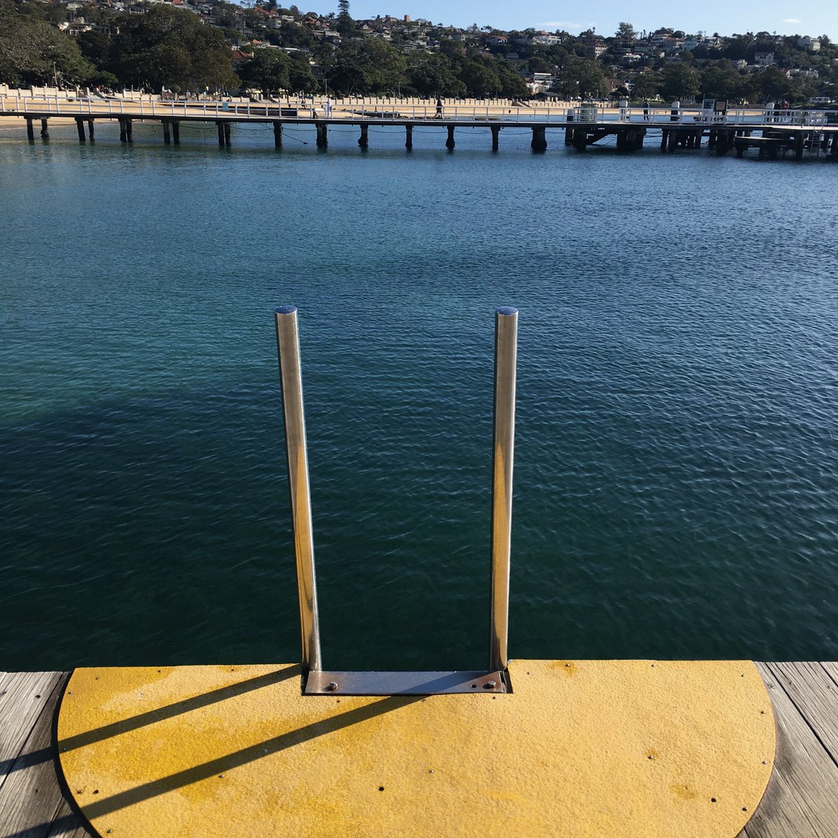 reseyspru's tweet photo. At beautiful Balmoral this morning to discuss my up-coming appearance via Zoom at the Balmoral Beach Club's monthly storytelling night featuring The Memory Pool: Australian stories of summer, sun and swimming. 
#thememorypool #balmoralbeach #balmoralbaths https://t.co/izetNDKYiX