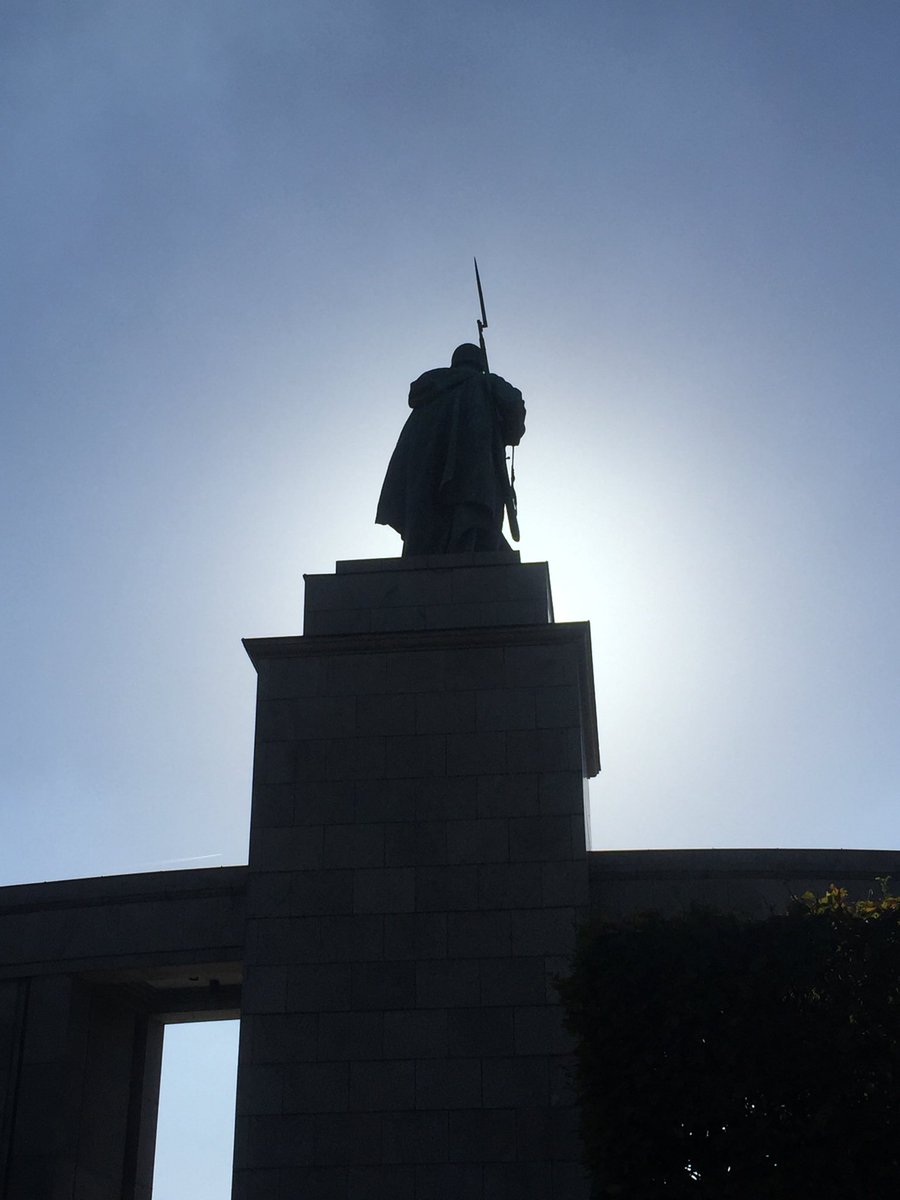 greymatters777's tweet photo. My Journeys::
Soviet Memorial, Germany 🇩🇪 : September 2018 https://t.co/dw2PgXyUGB