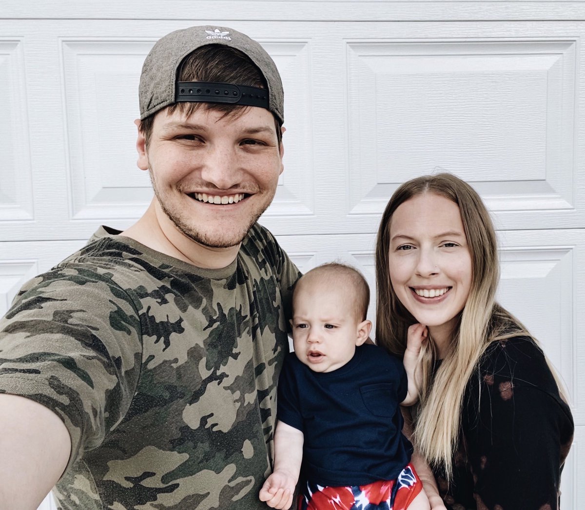 BlairMaurer9311's tweet photo. “I’m only doing my hair just so we can take a picture with Bennett”

#first4th #babyfirsts #bennettreesegrows https://t.co/awP7I5DwB7