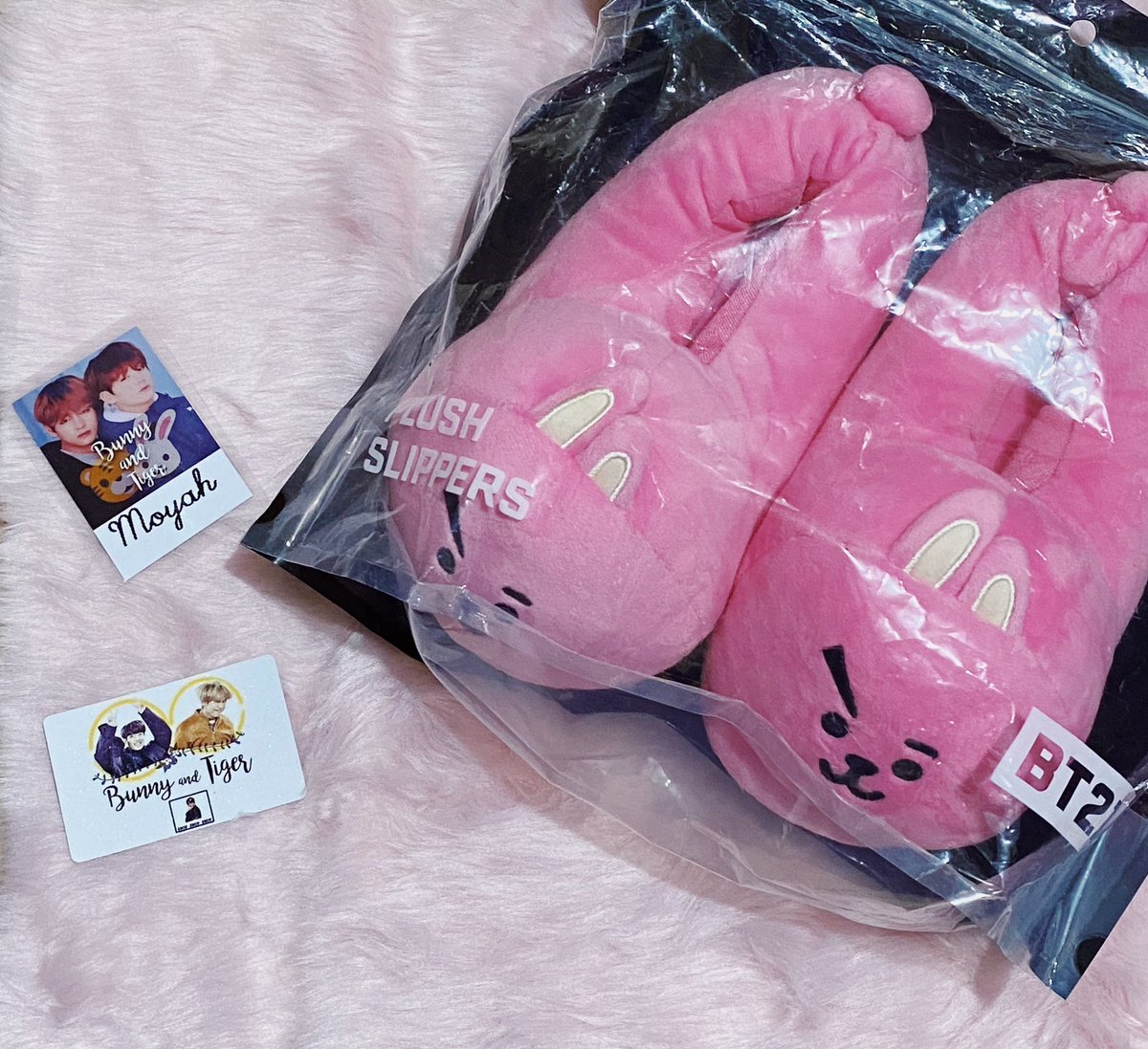 BunnyTigerPH's tweet photo. #BTShop Interest Check
BT21 Indoor Slippers, 2000 plus LSF (onhand)
Sealed and never used
Avail: Cooky and Shooky https://t.co/oiEwyayB2F