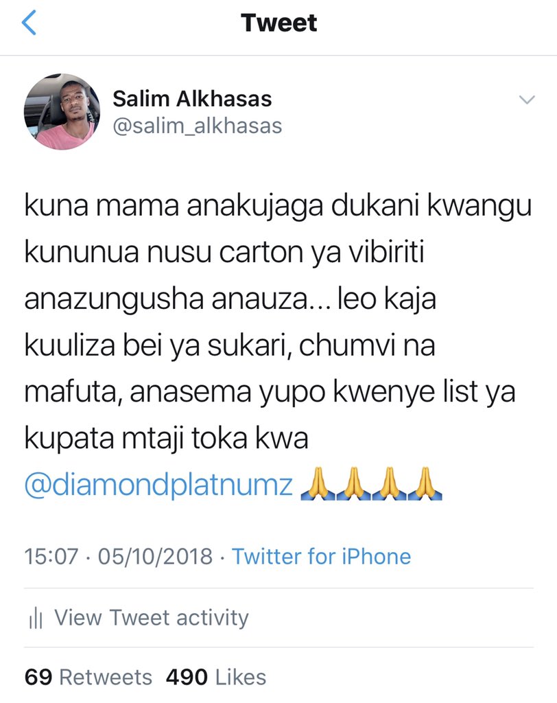 This was 2018, hakupata huu Mtaji...ikikupendendeza na Team Yako, Namuombea milioni moja ya Mtaji afungue japo kibanda, anatembea sana na mtoto mgongoni <a href="/moodewji/">Mohammed Dewji MO</a> #MoGifts2020