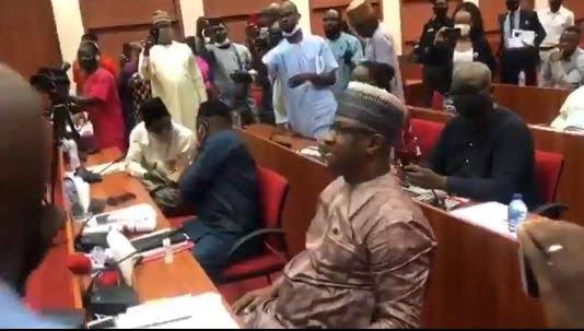 ChiromaHope's tweet photo. Shirin mu na #Buharimeter a safiyar yau (10am) zaiyi dubi akan batun ayyuka ga matasa 774,000 da 'yan majalisu suka dakatar. 
Ko miye dalilin haka? 

Ku kasance damu a Albarka Radio Bauchi don jin yadda batun yake.
@YZYau @CDDWestAfrica @buharimeter @MBuhari @ShehuSani @a_sabo12 https://t.co/RdqTvsdbiL