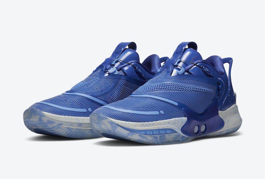 gpt_news012's tweet photo. 【Nike Adapt BB 2.0】
🔸Nike Adapt BB 2.0の新色
“Royal Blue”が登場!
🔸発売日:未定
🔸価格:$400
#バスケ #バッシュ #NIKE #ナイキ #Adaptbb2 #NBA #SNKRS #bashsokuhou https://t.co/dzJ9dwZxO1
