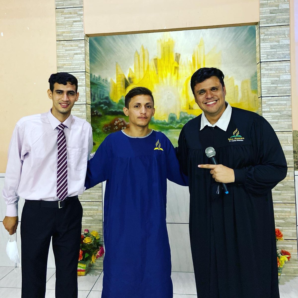 PrC_Augusto's tweet photo. #BênçãoDobrada em Croatá/CE.
Batismo do João (Fruto do #CalebeNaWeb) + apresentação do Emanuel.
#DiscipulandoMais
#CelebraCeará @MizaelO32188755
#baptism #batismo #adventistas #alegrianoceu #alegrianaterra https://t.co/ceaB9jWf2H