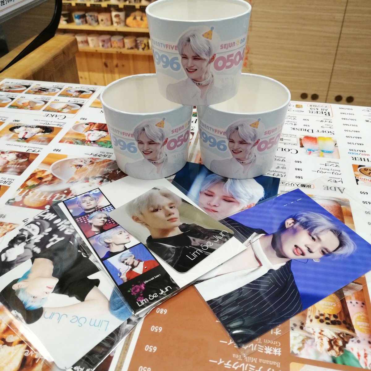 Caesarcafetokyo's tweet photo. 7月4日からVICTONのSejun の誕生日のイベントが始まります!
#victon #victonsejun #sejun #caesarcafe https://t.co/SCHmO1aHCH