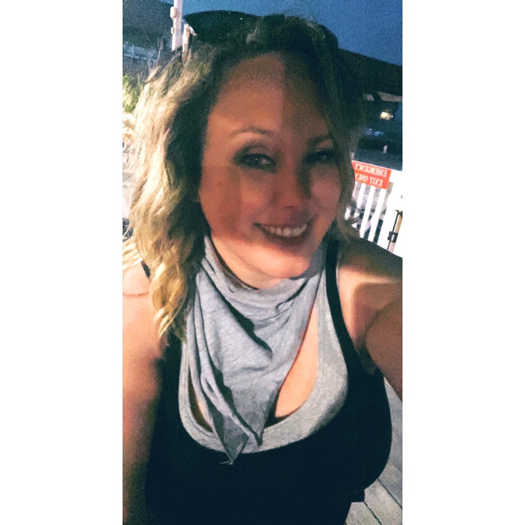 GetALifeKThnx's tweet photo. Can’t wait to go back! @BallysAC @AtlanticCitycom #1stTimeOutIn4Months #BallysBeachBarAC #BeachBar #BeachFun #BeachGirl #BucketOfFun #DrinkProudly2020 #CruzenRum #DOAC 😋🥰🏖🍹 https://t.co/Qa42lGUf3M
