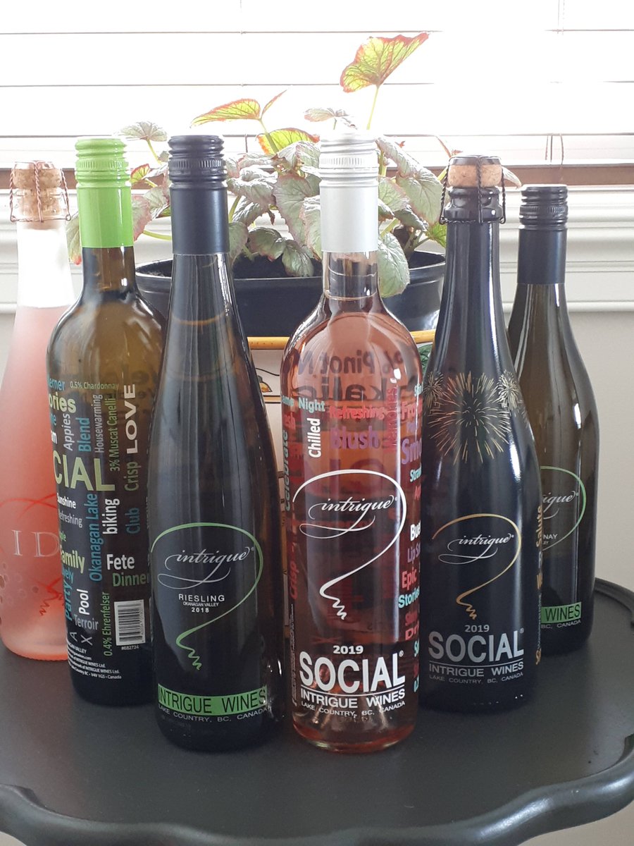 BCWineTrends's tweet photo. Check out these excellent new #bcwine releases from:
https://t.co/19UBi7TjwO
@LunessenceWine
@HarpersTrail
@giantheadwinery
@DirtyLaundryVin
@intriguewines
@PeakCellars
@MonteCreekRanch
@winemakers_cut
@MoraineWinery
@SperlingVyds
#sonoradesertwinery #fourshadows https://t.co/edRbLzujIA
