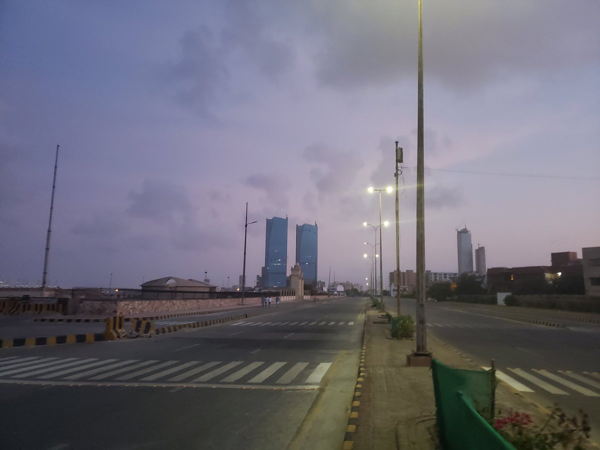 MidMirza's tweet photo. Haven't seen #seaview this clean in ages 
#Karachi #Mornings https://t.co/SRrBIBDFAP