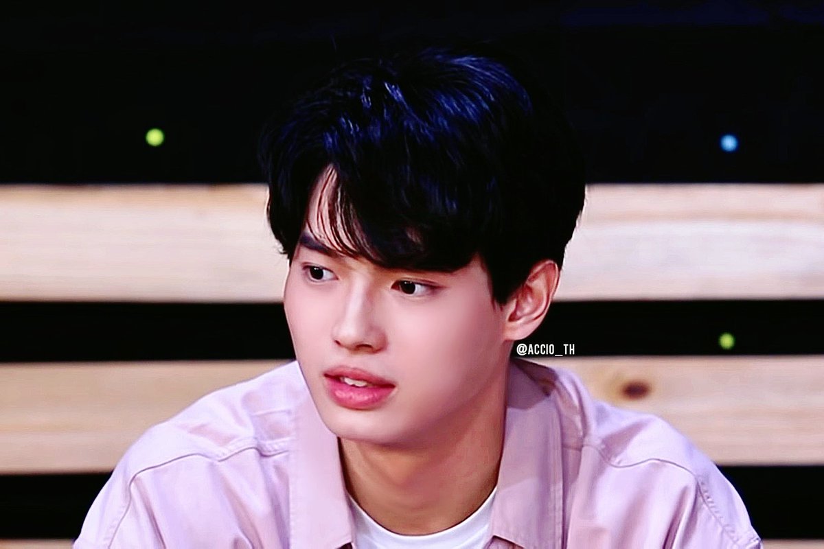 ACCIO_S2's tweet image. ((((((( 저 과자 내건데,,,,,, ))))))))

#winmetawin
#snowballpower 
#play2gether