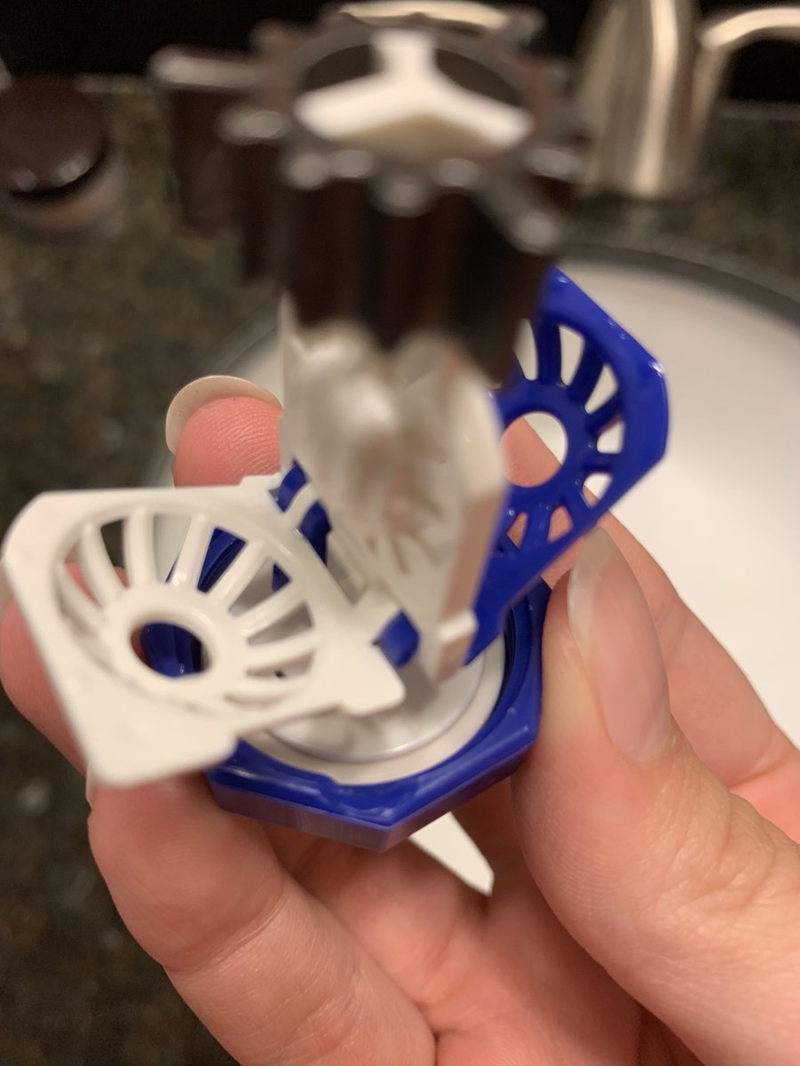 Marissa Hagen tweet media