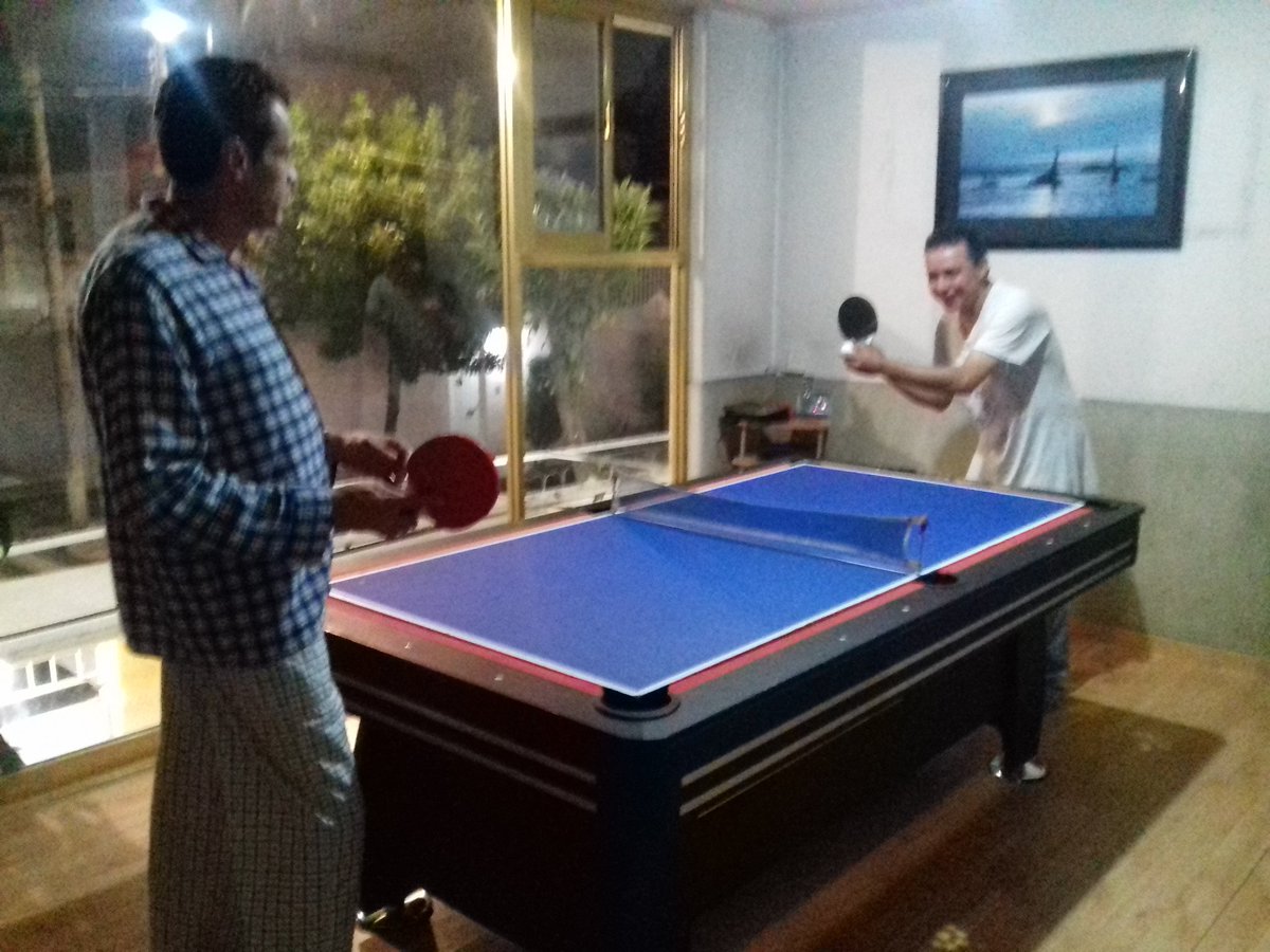 CharliesHomeMx's tweet photo. En este momento:
Ping-Pong "Pijamero"

#CharliesHomeExperiences https://t.co/V8aVsAZOhZ