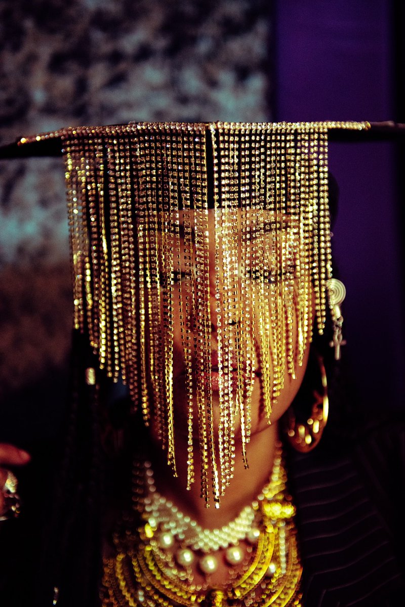 inaribriana's tweet image. Your grad photos could never . Shot x me for @shecool_af 💕 #Classof2020