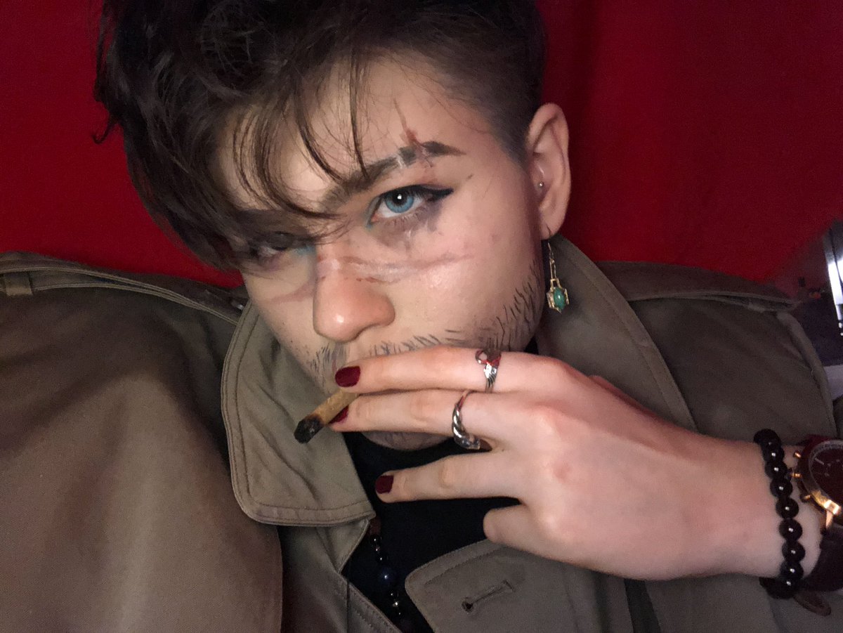 Ectobabbles's tweet photo. 𝔍𝔲𝔫𝔬 𝔰𝔱𝔢𝔢𝔩, 𝔐𝔞𝔯𝔰’𝔰 𝔴𝔬𝔯𝔰𝔢 𝔰𝔢𝔩𝔣 𝔪𝔞𝔡𝔢 𝔪𝔞𝔯𝔱𝔶𝔯☄️☕️🔫
.
@thepenumbrapod 
.

#JunoSteel #ThePenumbraPodcast #7DaysOfCosplay  #TPPDay6 https://t.co/WPwL4gtDe0
