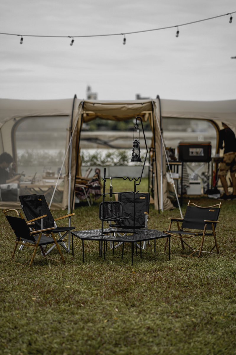 somewhereseeker's tweet photo. ‘Kamaboko coffee camp’
ชวนไปตั้งแคมป์ชิวๆในเต้นท์หลังเล็กสุดคิ้วท์ริมแม่น้ำเจ้าพระยา เราแนะนำให้สั่งกาแฟดริปร้อนๆ มาทานกับเมนูขนมปังปิ้งจากเจ้า balmuda เข้ากันที่สุด แอบบอกนิดนึงว่าไปตอนเย็นบรรยากาศดีมาก
•
open : 10am-8pm @aroii
#acafeseeker #อร่อยบอกต่อ #รีวิวคาเฟ่ https://t.co/o87YhZ7pMN