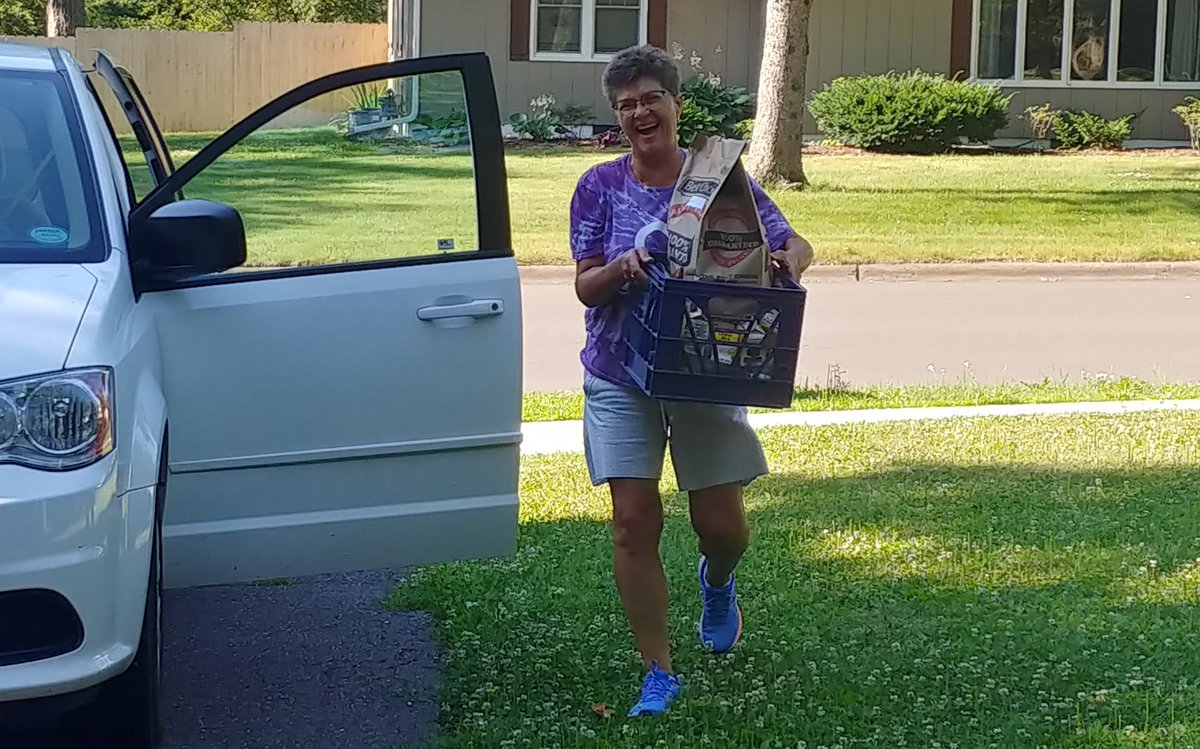 BrickedAndroid's tweet photo. Today was the last day of summer school meals and discovery kits.  Thank you Lynn!  #gofrederic https://t.co/NsQVBBvDut