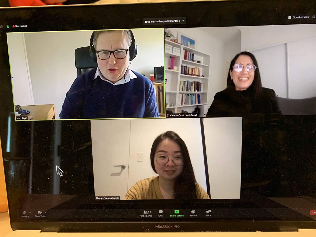 <a href="/MattDyki/">Matt Dyki</a> <a href="/msingorahardjo/">Maggie Singorahardjo</a> and Valerie from @unimelb are first up. Presenting on online video presentations with live Q&amp;A. #afaanz #accedu