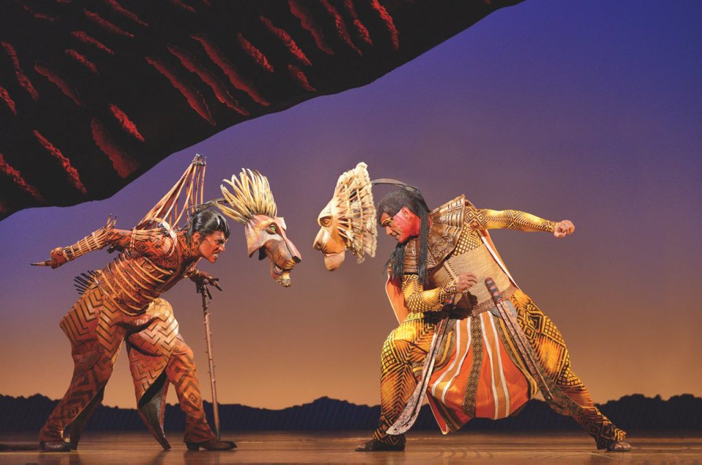 britany_murphs's tweet image. Okay, now that we have #HamilFilm, can we please get a filmed version of the stage production of The Lion King, you cowards?! 🦁