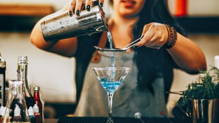 VineyardKapolna's tweet photo. #BestInBudapest
Top 10 Spots For Cocktails In Budapest 🍹
➡️ #Budapest #Hungary #cocktails #barsBUD #bars #restaurantsBUD #restaurants #top10BUD
https://t.co/PFF0FMqZK3 https://t.co/KVQlPI7pAK