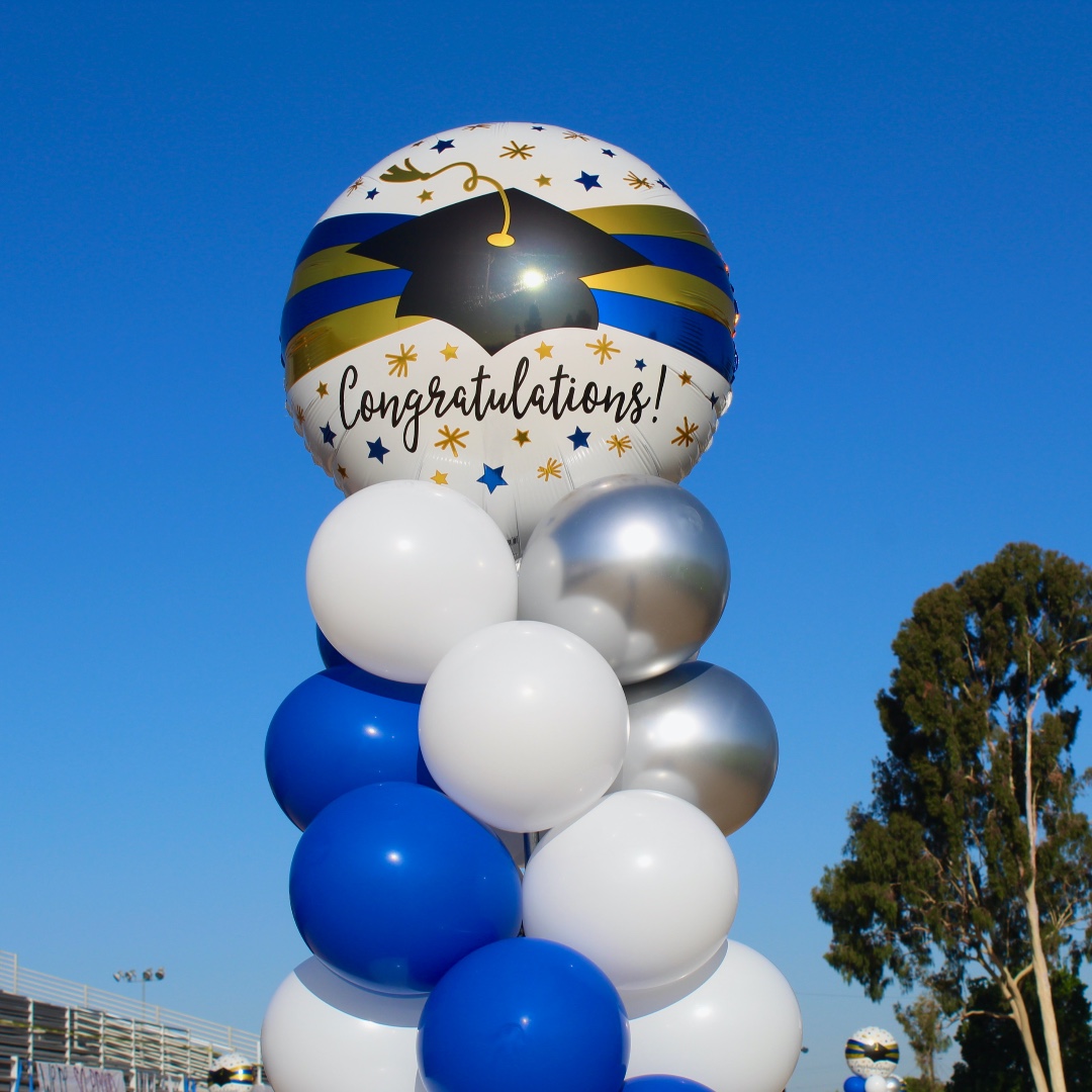 ElRanchoSchools's tweet photo. Congratulations El Rancho High School Class of 2020! You've made it. Video will be posted soon. 🎓👨‍🎓👩‍🎓🎓 https://t.co/0buxqvjRu6
