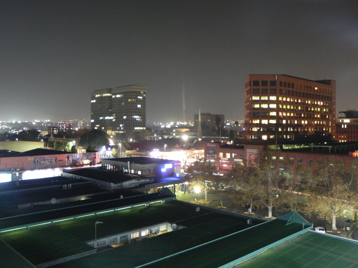sbhexexe's tweet photo. #Captureyourpulse Professor Nyembezi Building and Natalia Building Pietermaritzburg roof top image.
Applying pressure. https://t.co/09LeLdQRHn