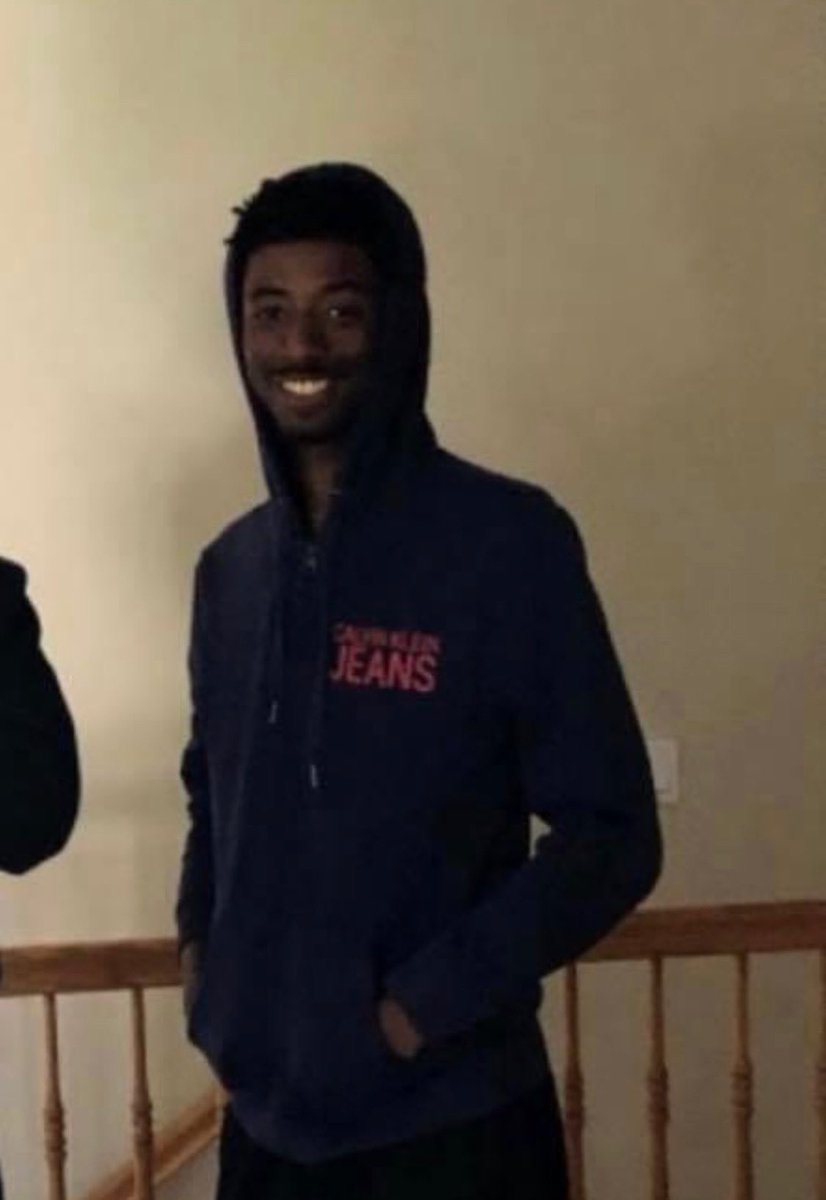 itssmaliyah's tweet photo. MY MOMS FRIEND SON HAS GONE MISSING. His name is Jalen Rich last seen Ontario,CA. Please if you have any information let me know! 
(If you’re an IE local please RT). https://t.co/RKt4zUuODN