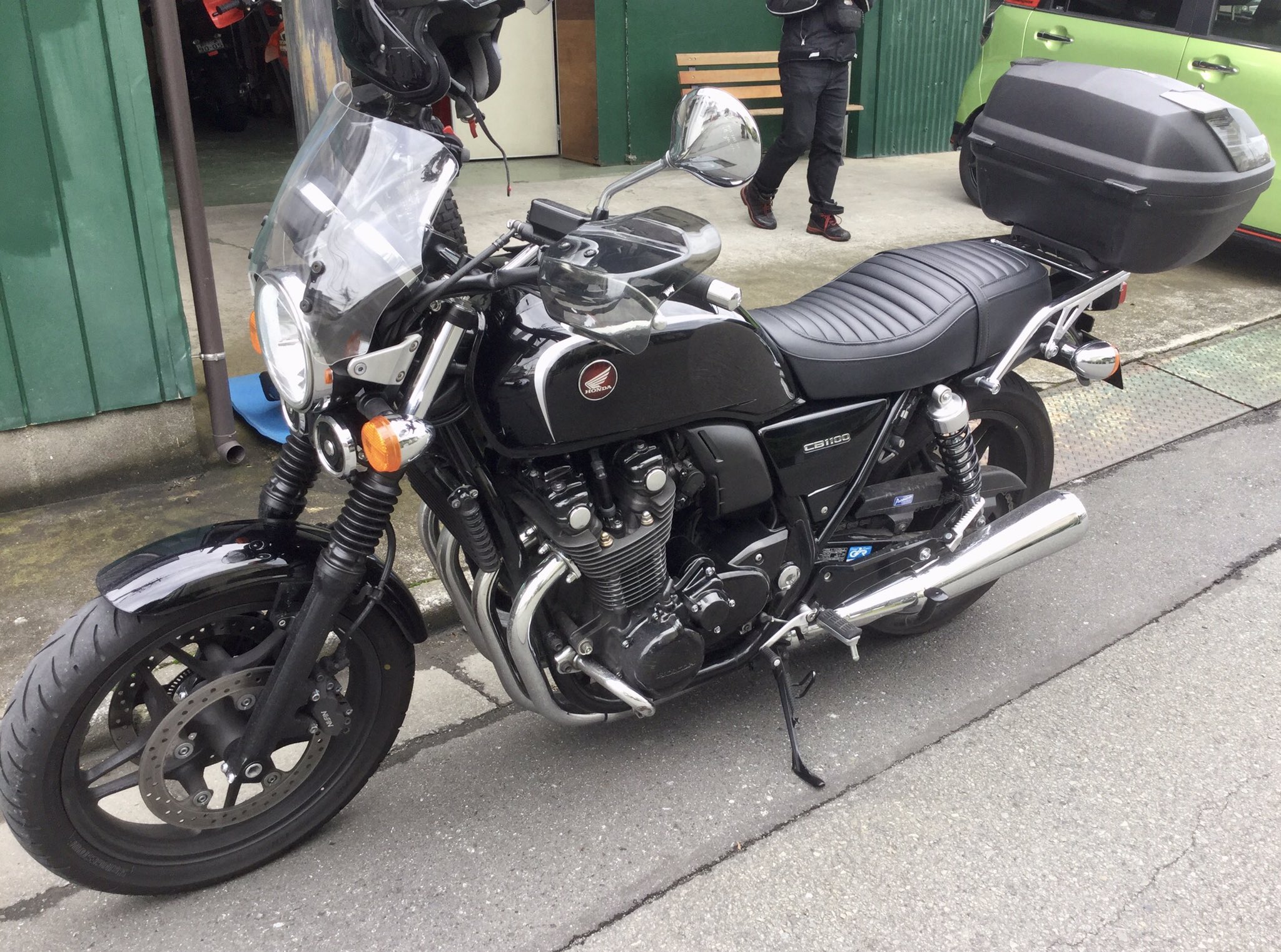 CB1100 sc65 14L タンク サイドカバー 14ℓ 忙しない CB1100 sc65 14L タンク サイドカバー 14ℓ 忙しない