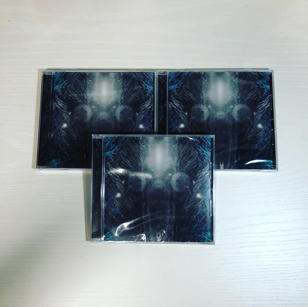 ddrecordsjp's tweet photo. 関東を誇る超テクProgressive Metalcore、EPHEMERAのシングルが届きました！哀愁漂うメロディもキレッキレの刻みも◎！Veil of Maya、Born of Osiris、The Afterimageなど好きな方は是非チェックしてみてください！

https://t.co/y6rg8ct3UG https://t.co/OejgqM4rkS