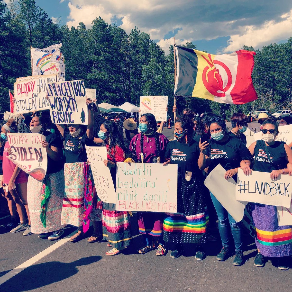 from an racist asshole saying “these cockroaches should go back to where they came from!” Little did he know we are standing exactly where we came from. (3/6)  #landback