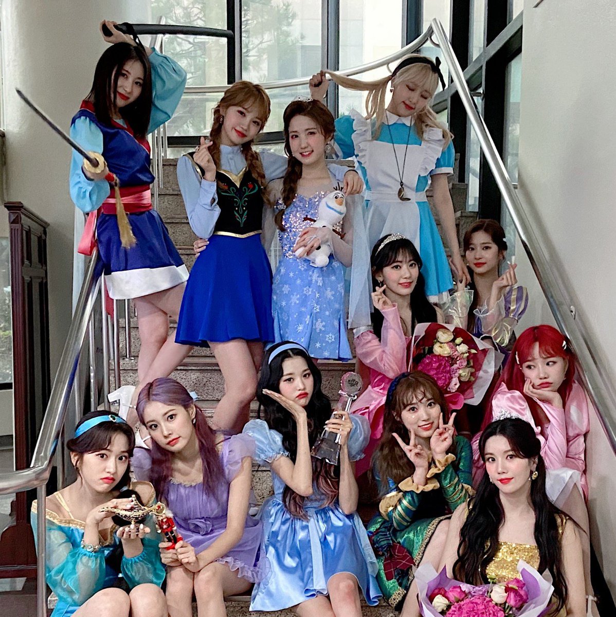 OFFICIALSOGIRLS's tweet photo. [#OMYIZ] 그래서 여자는 이제 디즈니 공주입니다.
우리의 성능을 참조하십시오 → https://t.co/k7Jr2H9TXt.
우주 전체에서 가장 아름다운 공주❤️❤️ https://t.co/HNdn2MV92T