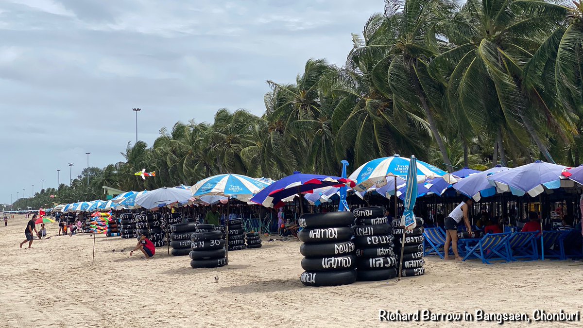 The sun is starting to come out now on Bangsaen Beach. There’s a lovely breeze and not really that hot, but a bit humid. Starting to get busy now but not as many people as I expected. Maybe more later today or on Sunday  #Thailand