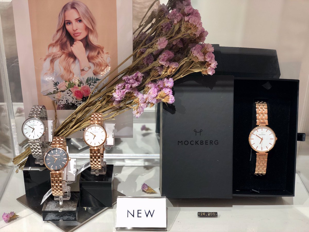 HMS_WatchStore's tweet photo. 【MOCKBERG】🇸🇪

新作ウォッチ紹介のご紹介です!!
サイズは28㎜と34㎜の2サイズ。
文字盤もホワイト、ブラックの2色展開💁🏼‍♀️

MOCKBERGの特徴である女性らしさが際立つアイテムです💄

#hmswatchstore #mockberg #hms #モックバーグ #テラスモール湘南 #辻堂 https://t.co/0PNWOgQzxZ