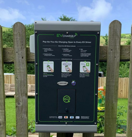 RolecEV's tweet photo. Cottages, UK holiday homes and more, are you ready for #staycation season? ☀ Be like North Devon's Streamways Cottage and offer your guests EV charging during their stay 🔌 

💰 Receive £350 OLEV grant funding per socket
📈 Generate revenue 
👍 Achieve customer satisfaction! https://t.co/dY3ojTKnI8