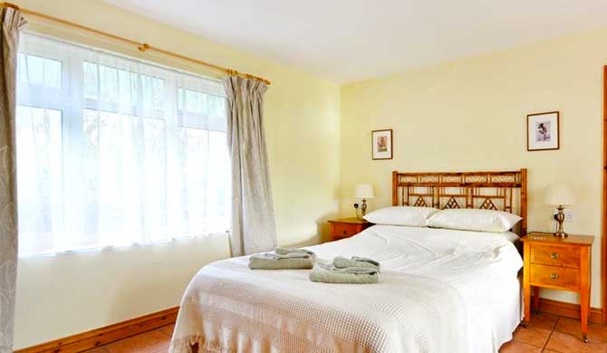 Mimosa Cottage, #WestBexington 🇬🇧

hostelman.com/places/united-…

Sleeps 4, from £75 per night … More #cottages &amp; #holidayhomes on #Hostelman at hostelman.com

#Dorset #cottage #holidayhome #travel #traveling #travelling #vacation #vacations #hostelmansworld #getyourguide