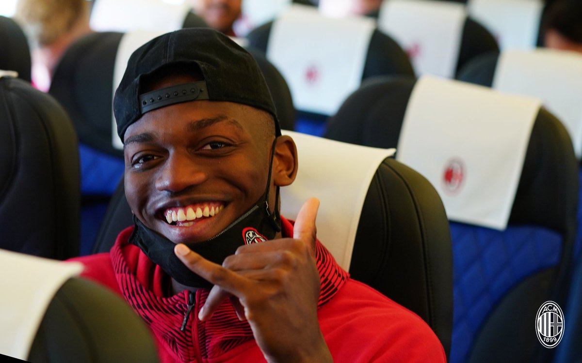 AC Milan tweet media