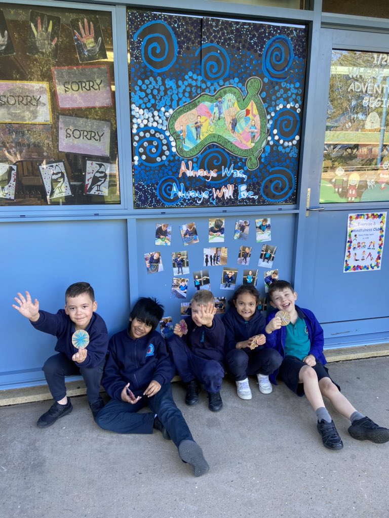 1/2B were super proud of their deadly door which they worked so hard on. ❤️💛🖤 #alwayswasalwayswillbe #NAIDOC #firstplace #winners <a href="/GuisePublic/">Guise Public School</a> <a href="/m_predl/">Megan Predl</a>