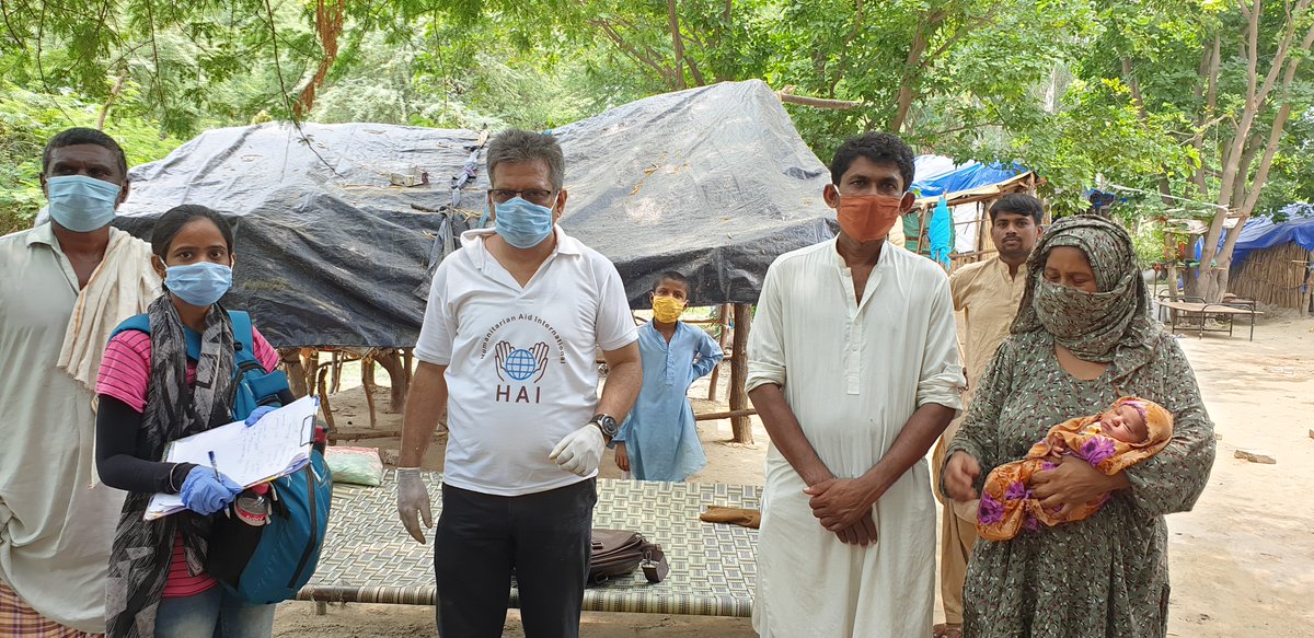 1. Life is deplorable in the Signature Bridge  #refugee camp in absence of electricity.  #HAI has fund to provide solar system to 22 families out of 77. Selecting them is uphill task, which  @sssingh21 did today. Here is a glimpse of the camp life and challenges the  #refugees face.