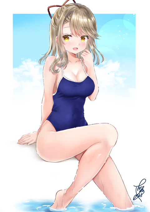 「ふふっ、一緒に泳ぎますか?」 