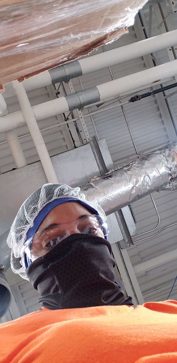 HoneyDrop76's tweet image. #4thofJuly #workflo I rather get the bag 💰💰🎃